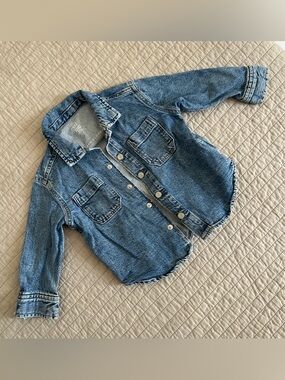 Gap kids blue denim jacket 3T